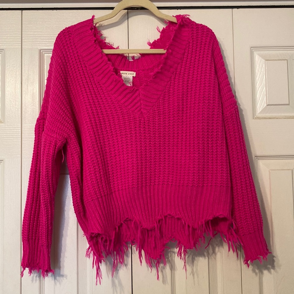 Fushia pink cropped sweater